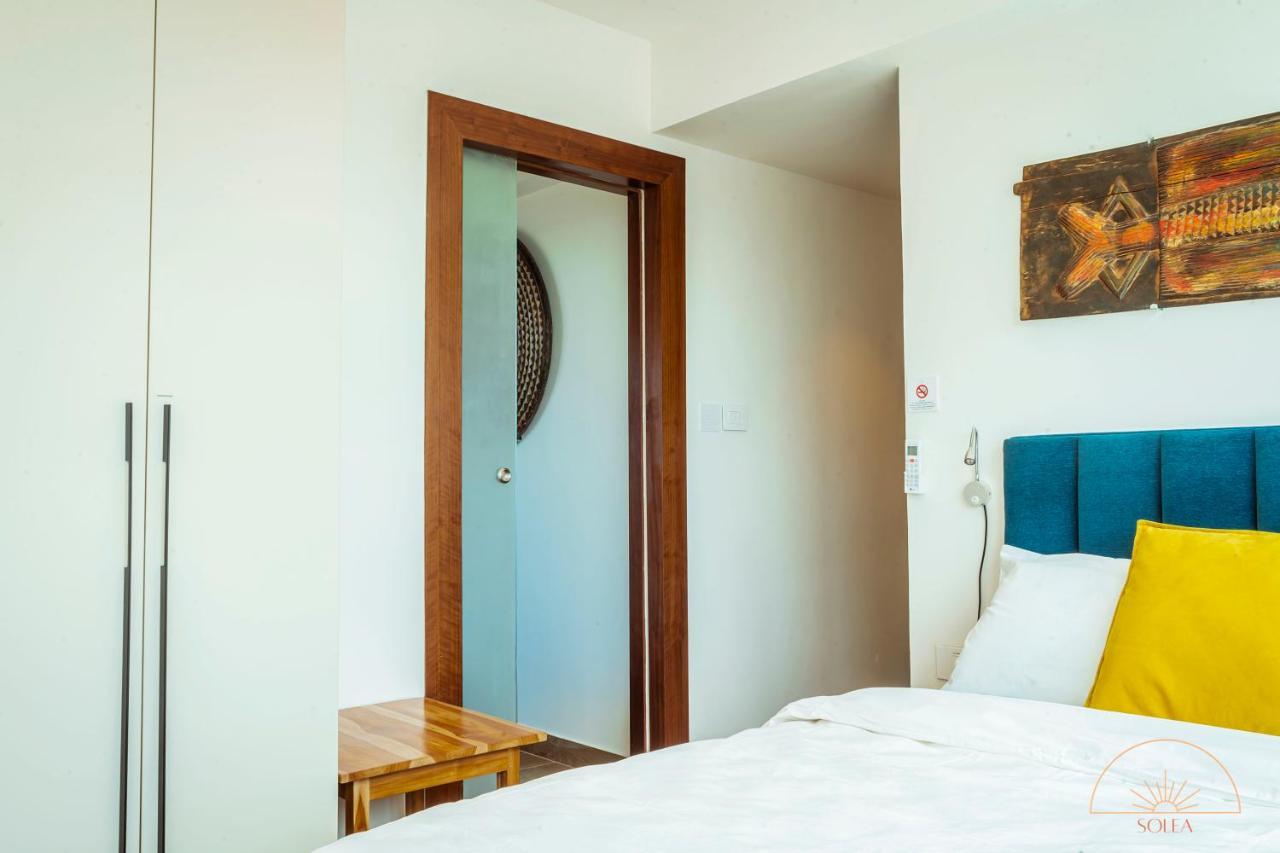Solea 1 Bedroom Apartment - Central, Comfortable, Cozy, Balcony, Pool, Gym Accra Kültér fotó